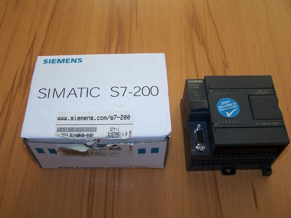 Siemens Simatic S7 6ES7 211-0BA20-0XB0 / Neu
